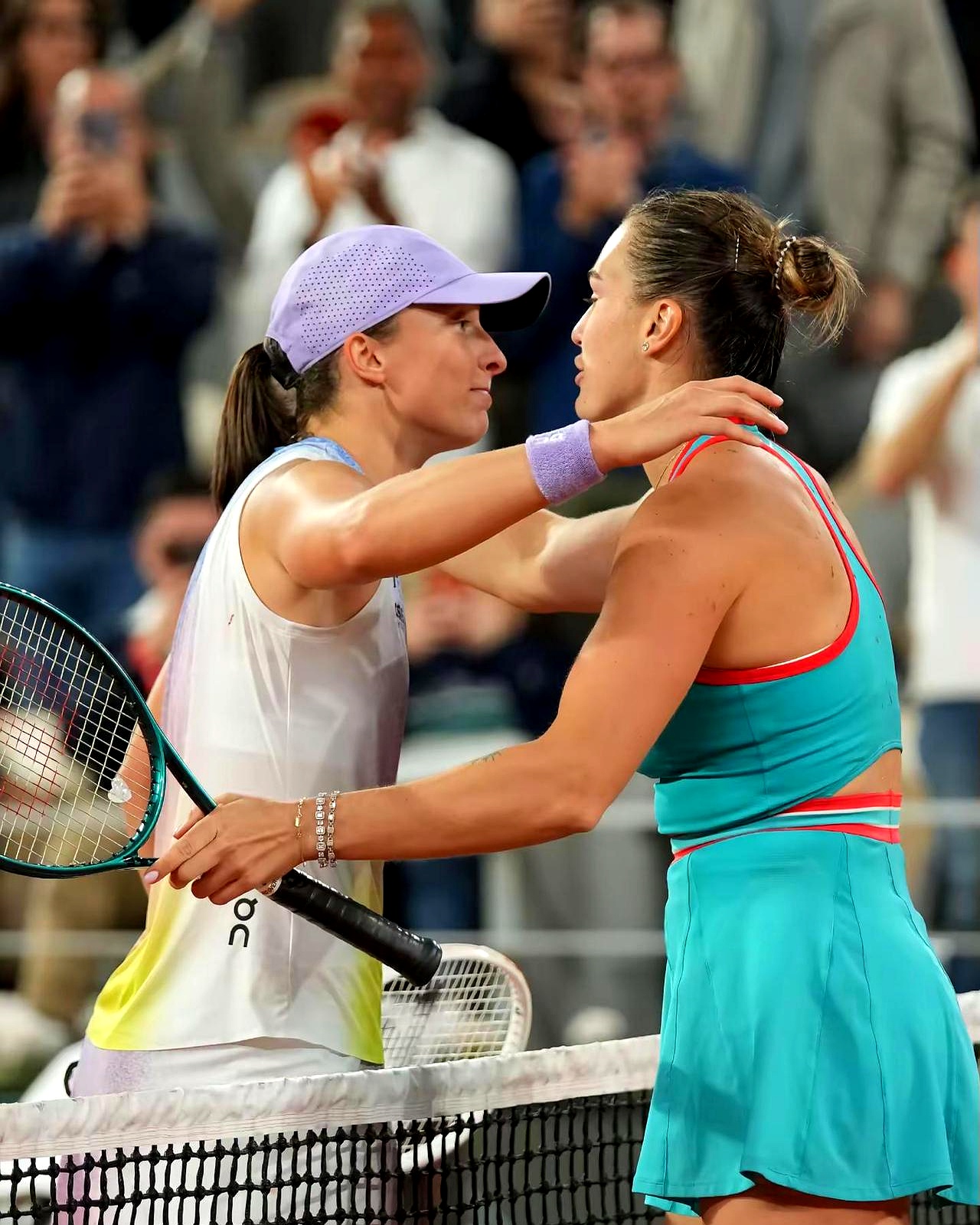 美国网球队鏖战法国网球队，克耶高斯惊艳世界的简单介绍