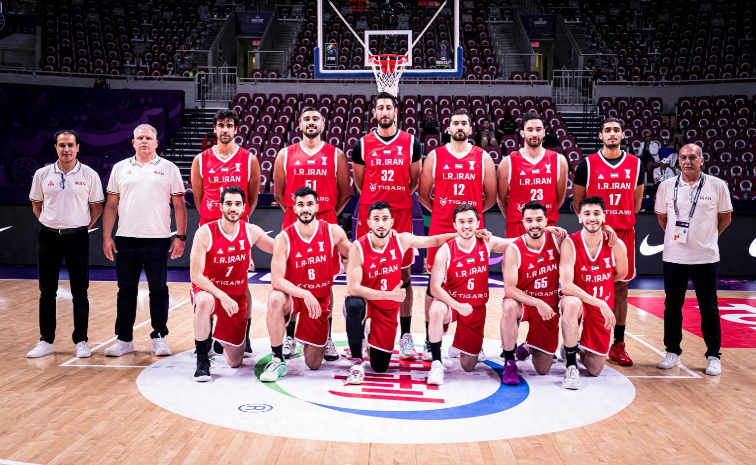 中国男篮险胜篮网，贝弗利打破历史纪录