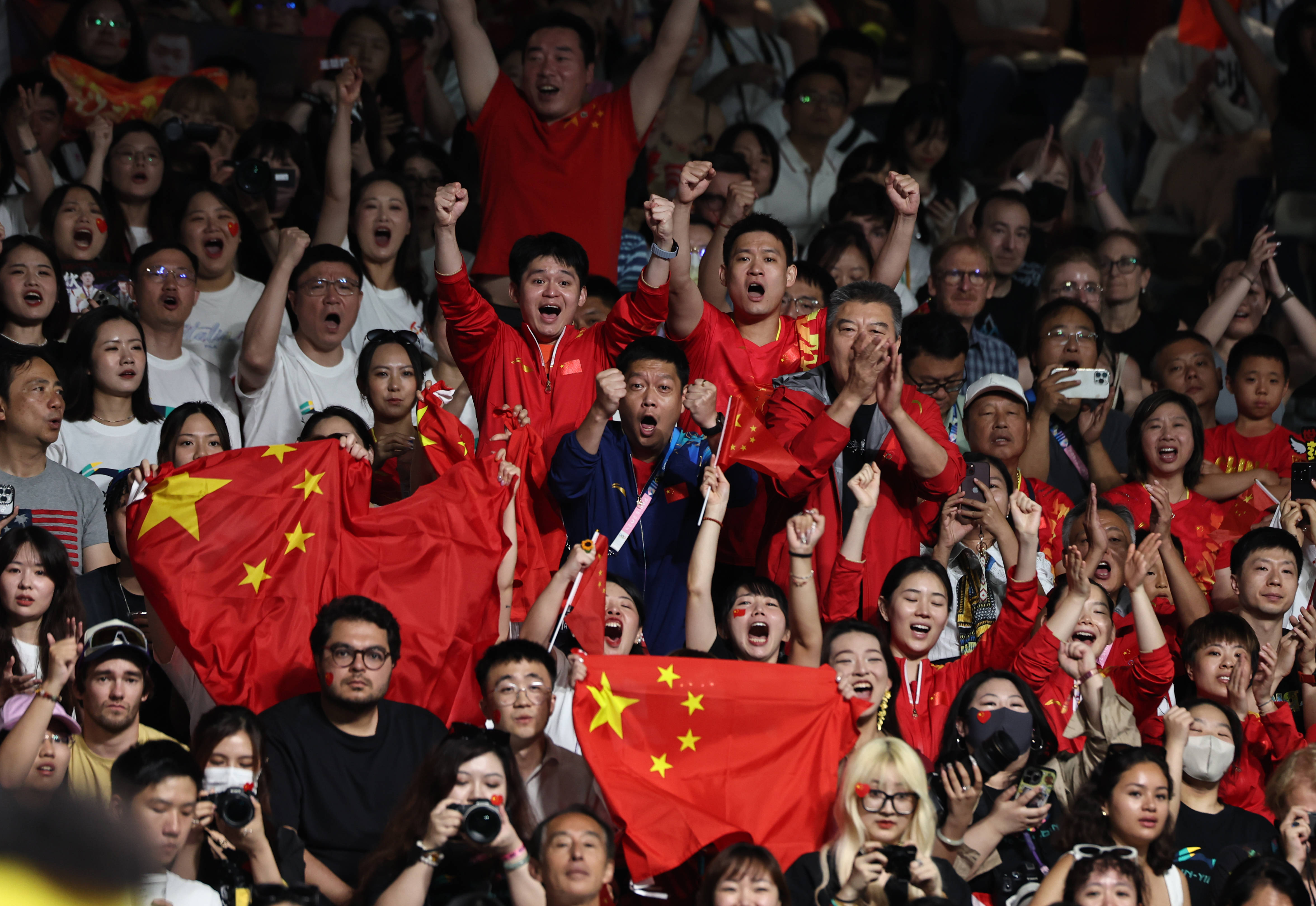 包含世界聚焦！奥运会赛事全球收视创新高的词条