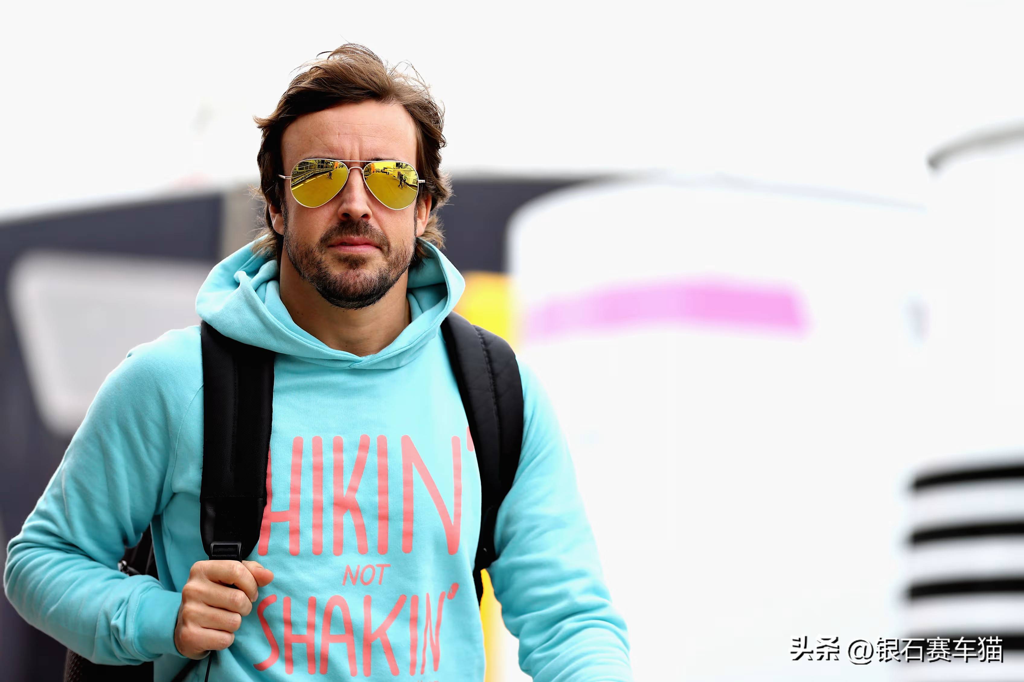 阿斯顿马丁力克哈斯车队，阿隆索点燃赛场