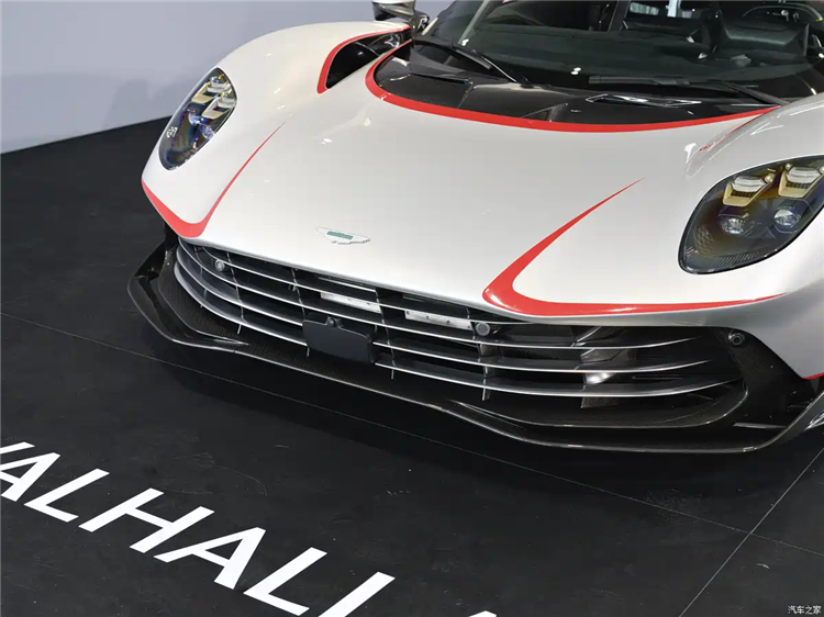 阿斯顿马丁翻盘梅赛德斯，维斯塔潘关键制胜