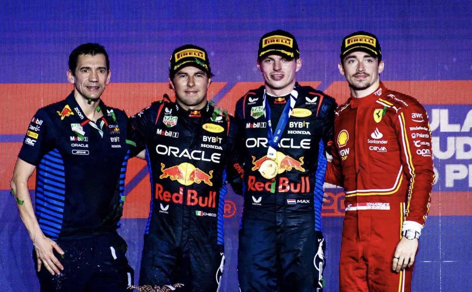 雷诺车队横扫哈斯车队，佩雷兹惊艳四座