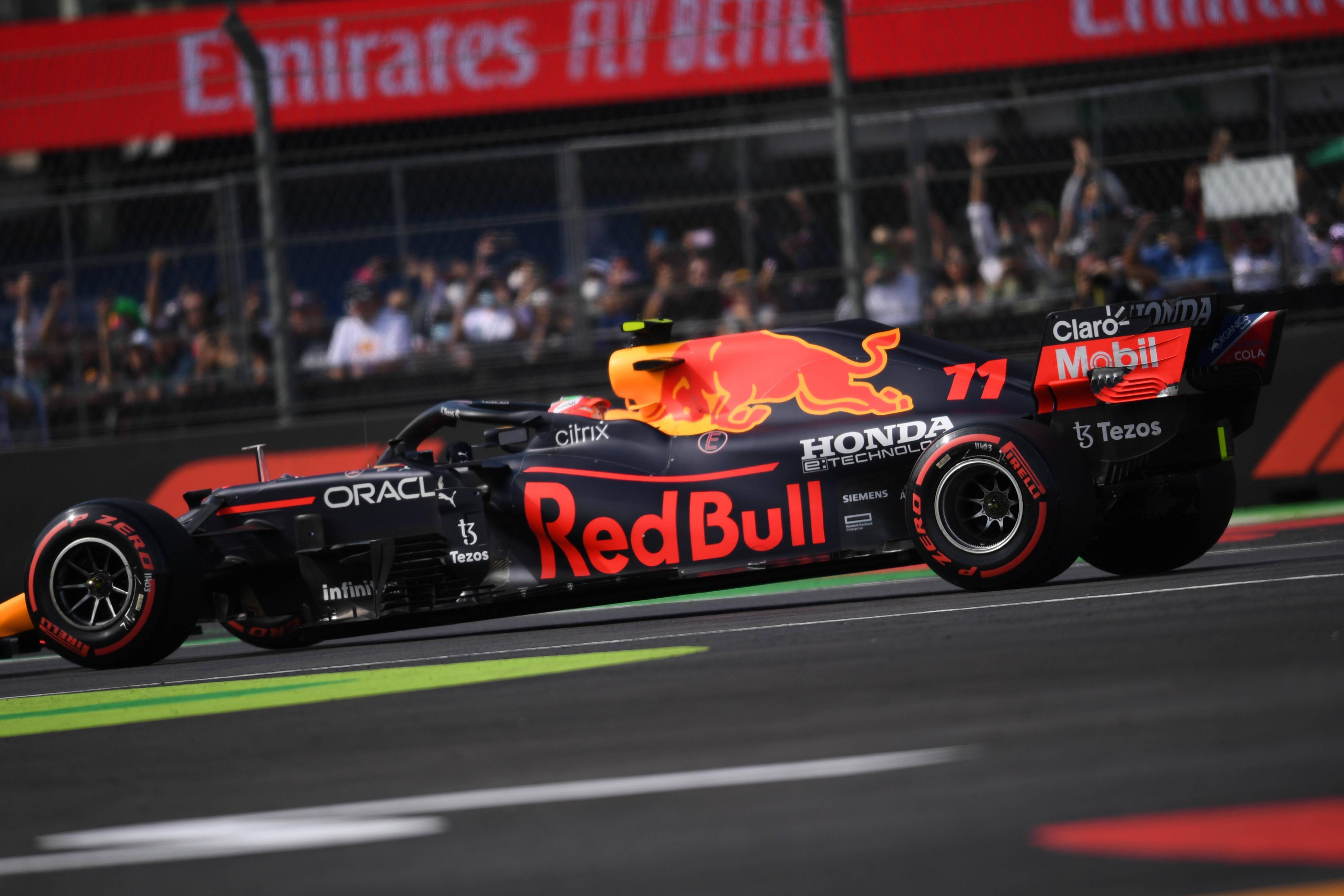 红牛车队险胜哈斯车队，阿隆索刷新纪录