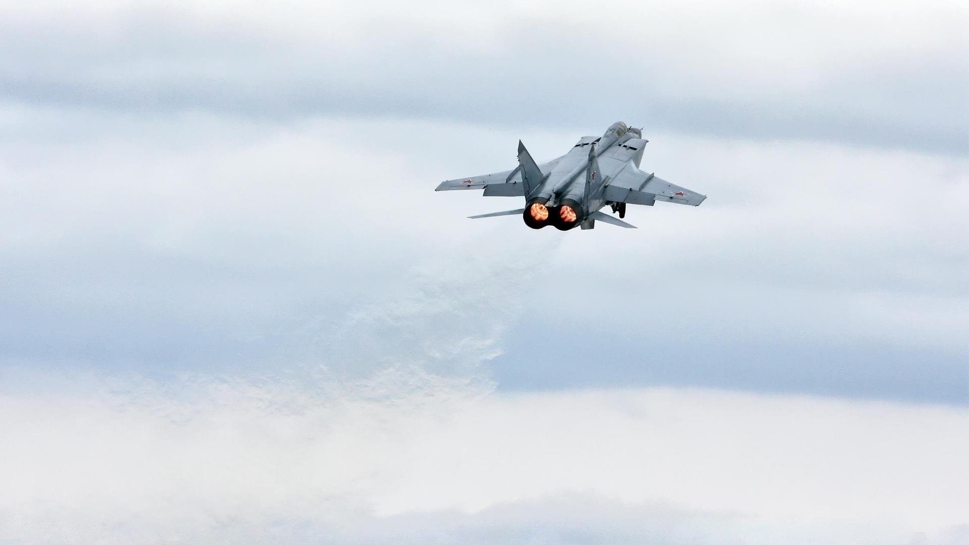 绿军完胜伊朗背后，关键先生阿拉巴的制胜密码