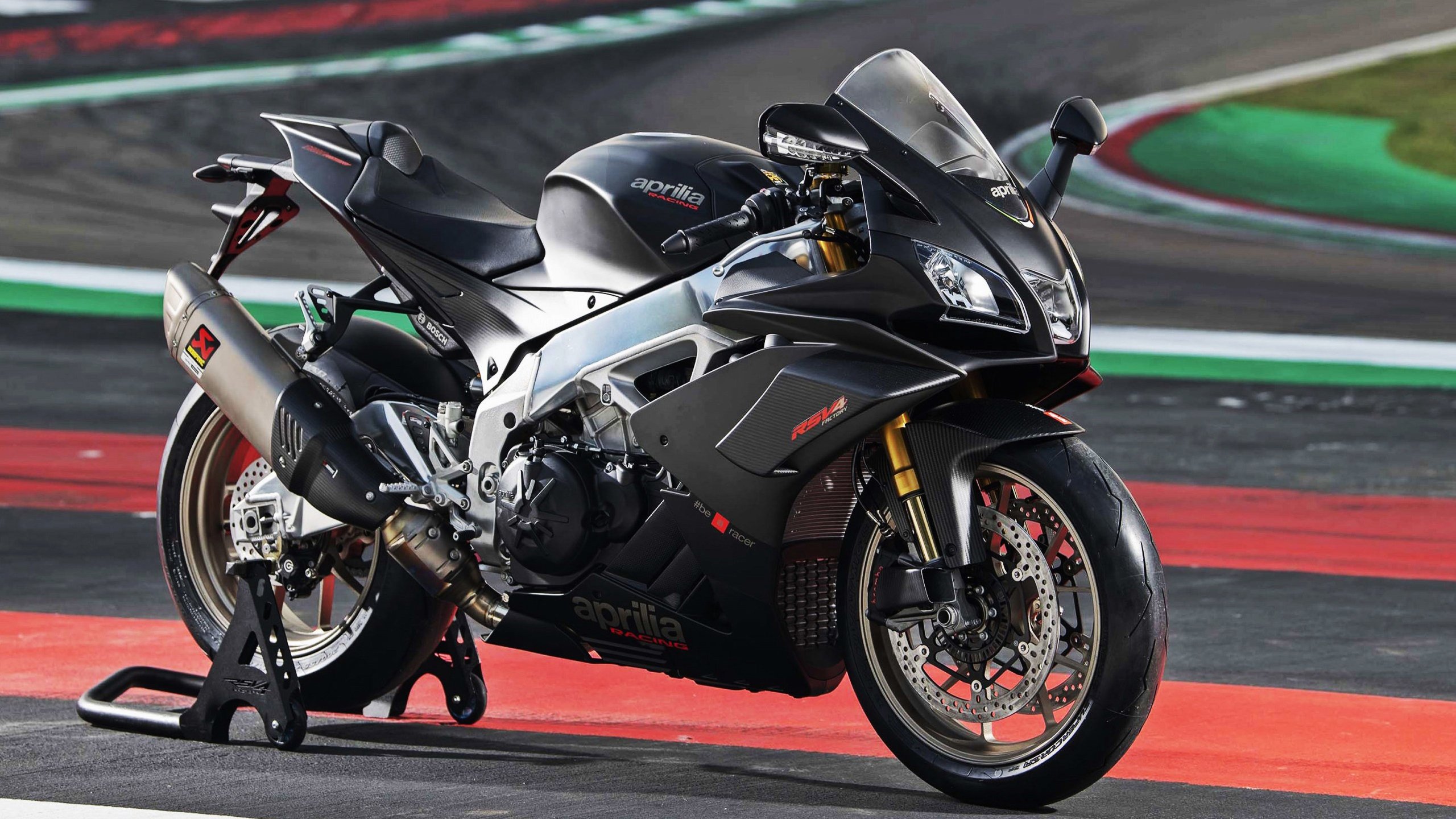 黄昏刺客,保罗用两分钟颠覆剧本,在詹姆斯地盘写下老兵新传