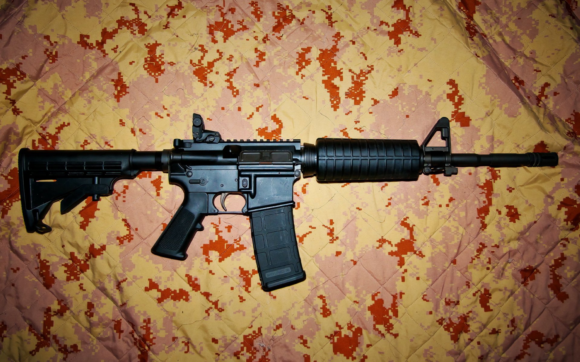 狂野西部淬火为王，爱德华兹52+14+7！焦点之战见证新神诞生