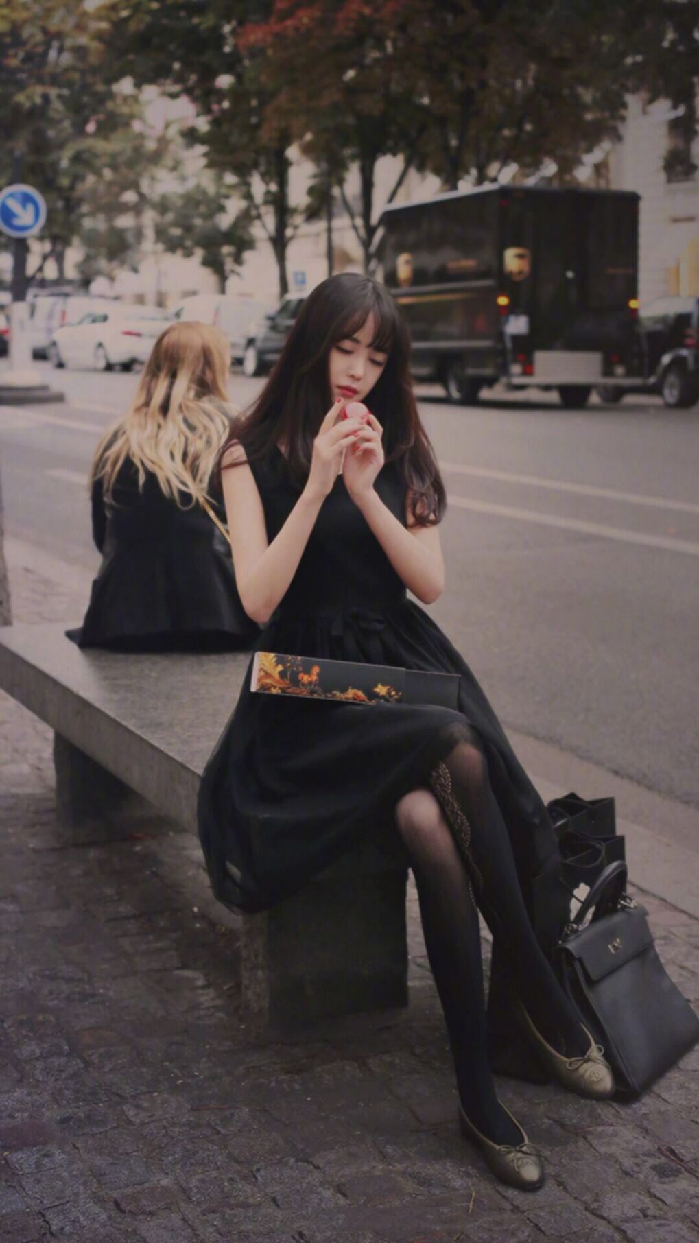 尼克斯西征,当王朝遇到荒漠,欧文听见了沙暴中的心跳