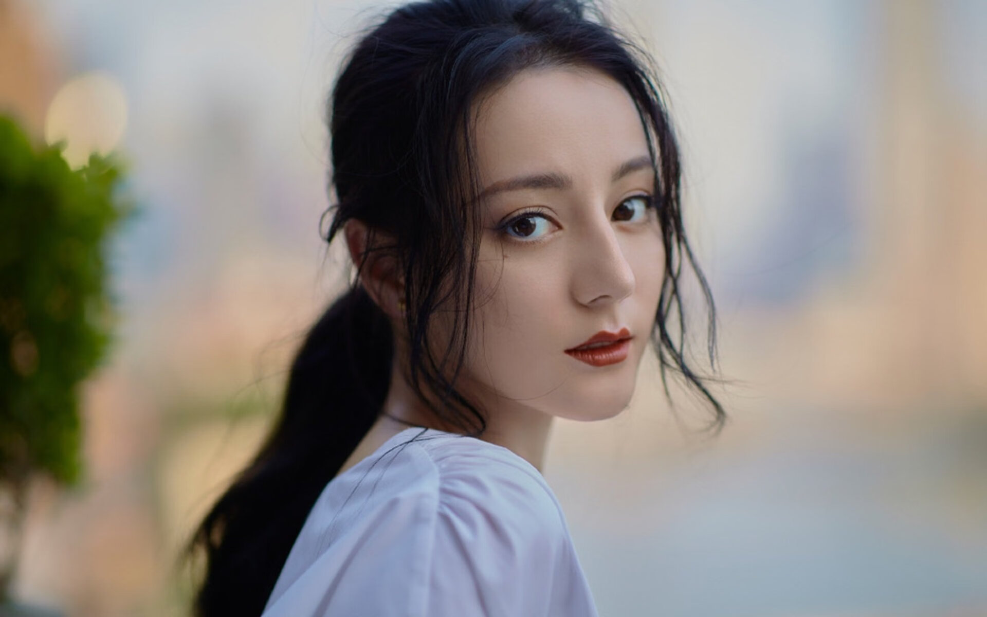 历史的反击,南非门神三拒点球,写就绿茵最热血篇章 他不是一个人在战斗!萨内一夫当关,承载着整个南非的足球梦