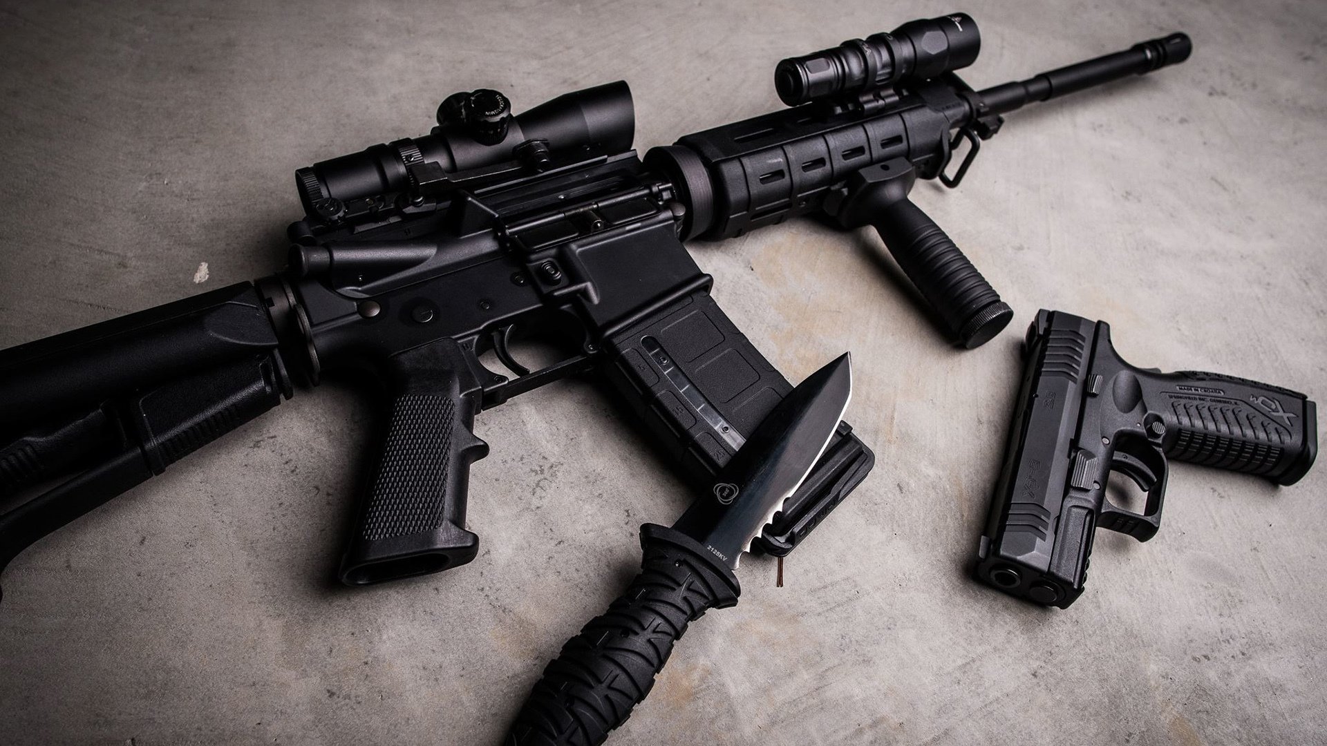 他不是天选之人，却投进了拯救骑士的一球，戈贝尔意外成为关键先生的夜晚